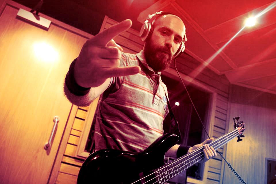 Slipway-Studio_Bass-Guitar_Recording_02
