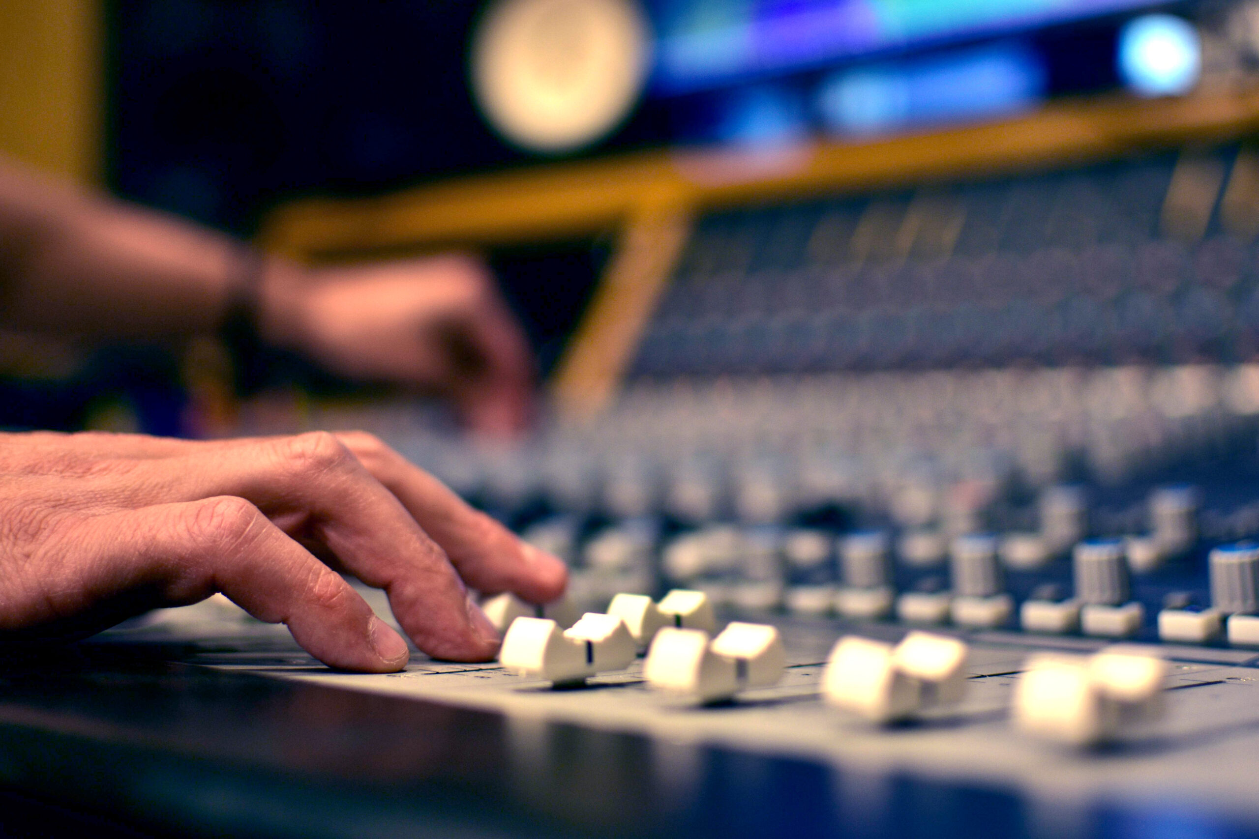 Slipway-Studio_Mixing-Service