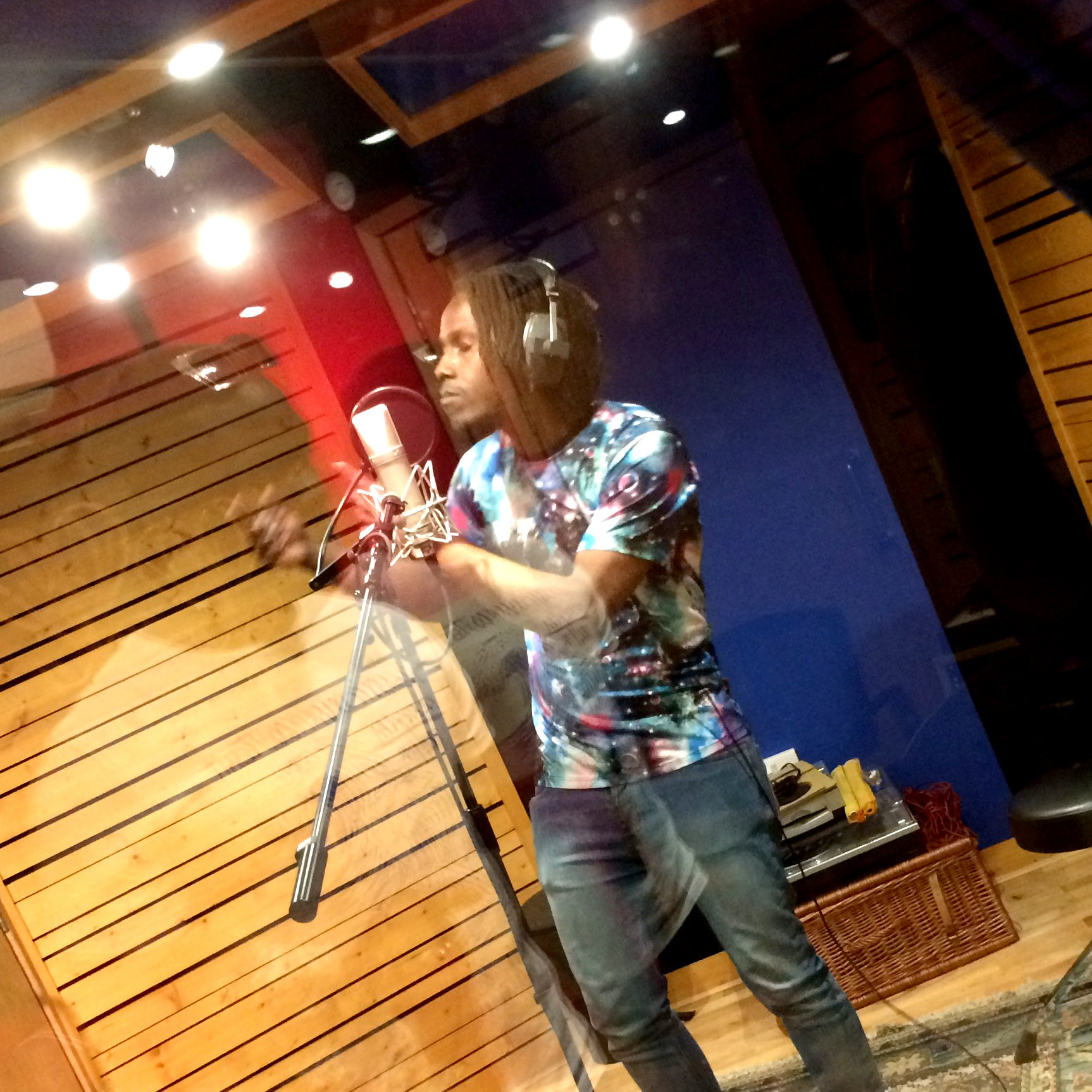 Slipway-Studio_Singer_Dancehall_01